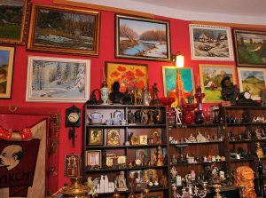 Продать антикварную картину